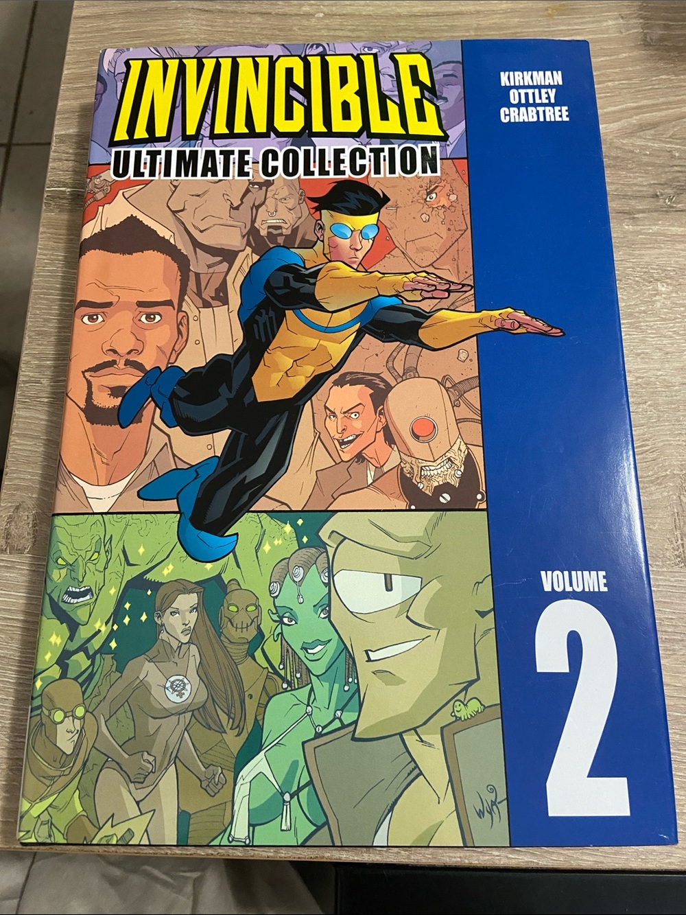 Invincible Ultimate Collection Vol. 2 Image Comics 2006 Hardcover